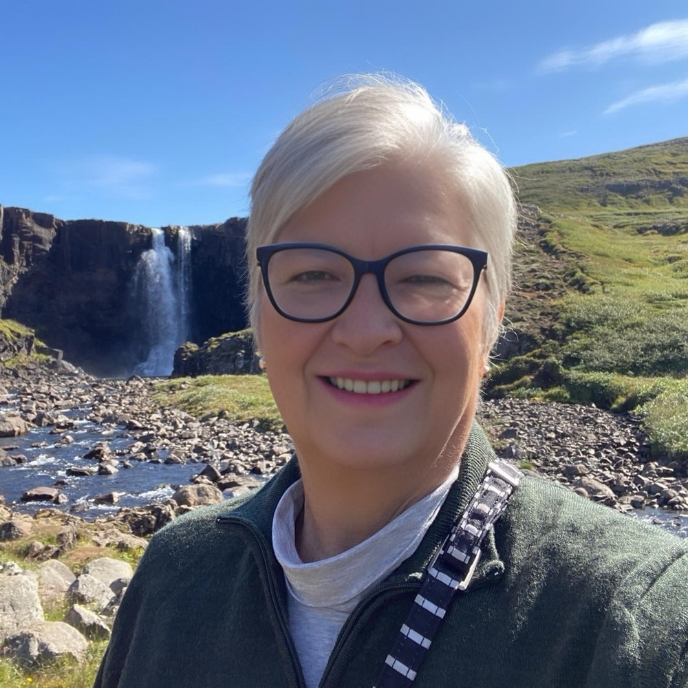 Meet your Posher, Tonia